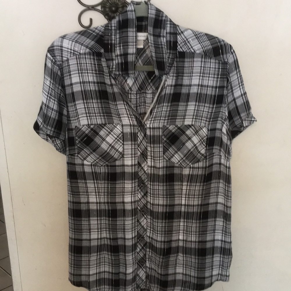 Women’s blouse size L black and white